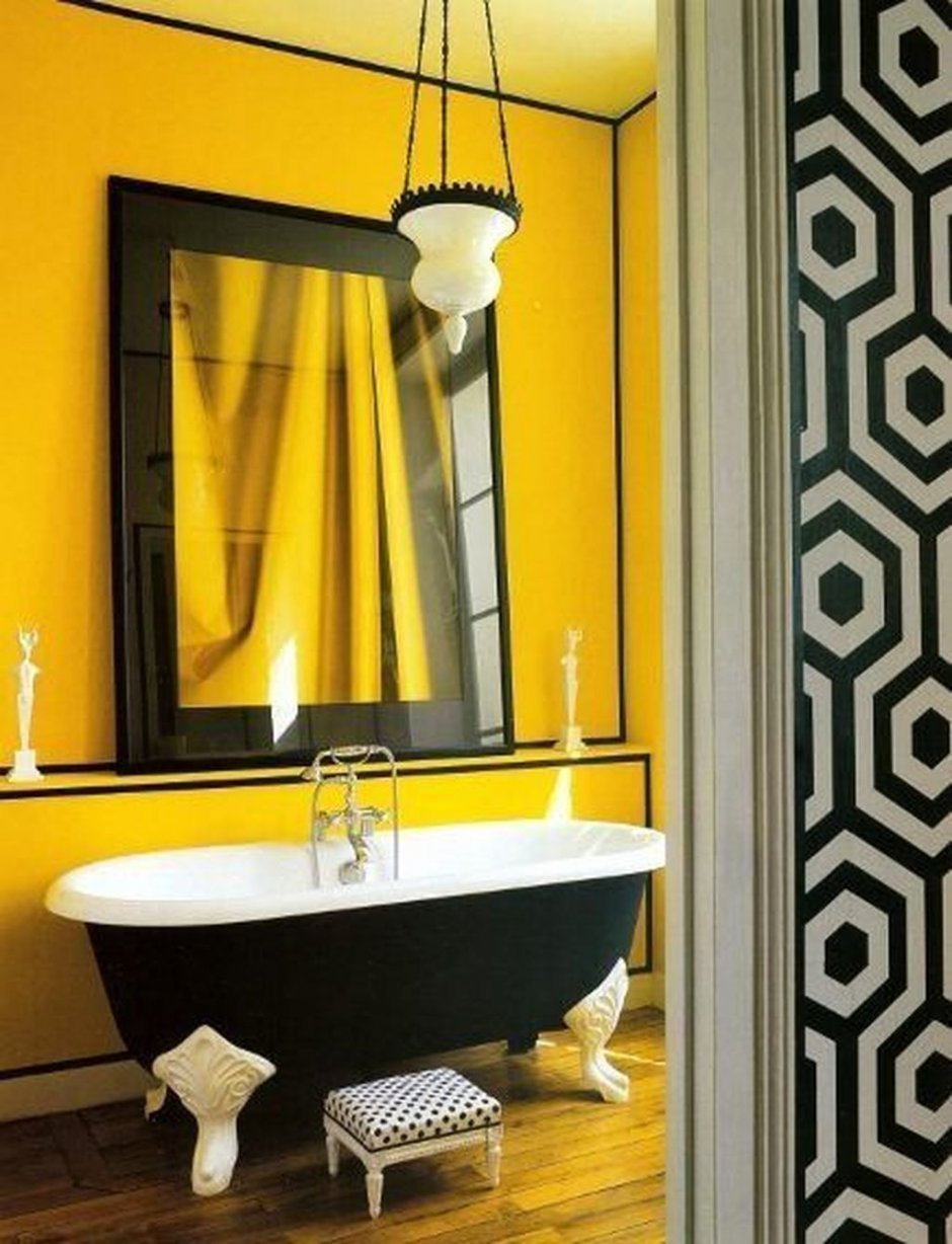 Желтая ванная комната