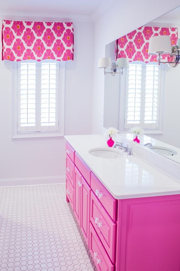 Ванная розовая в квартире
