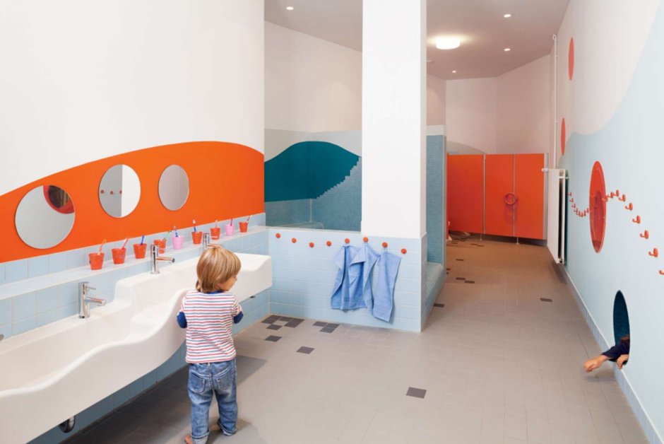 Ванная комната в детском саду
