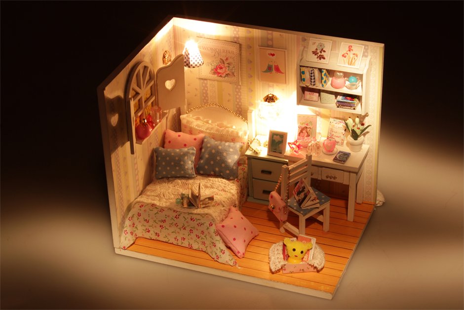 Комната для куклы из картона