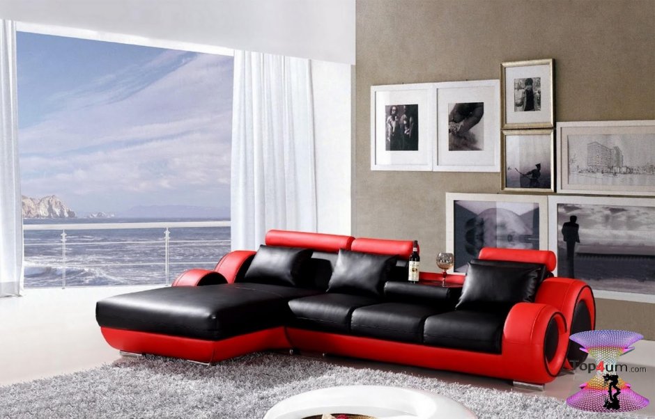 Красный стильный диван