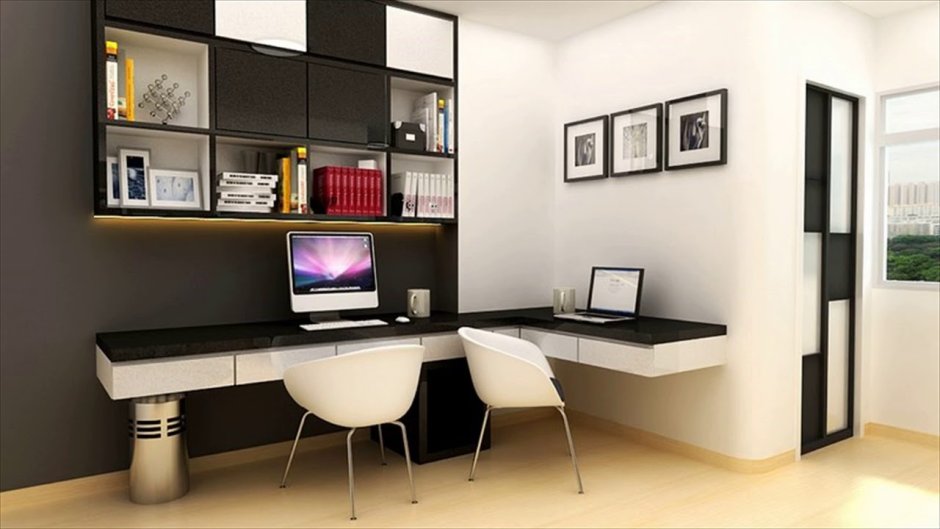 Комната с компьютерным столом