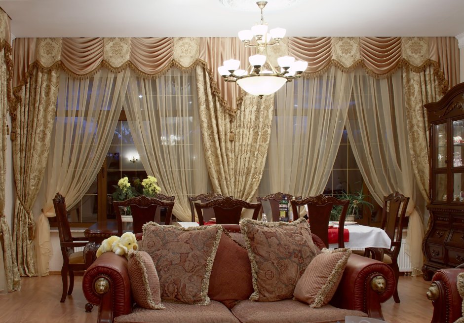 Дизайн штор для гостиной классический стиль (64 фото)