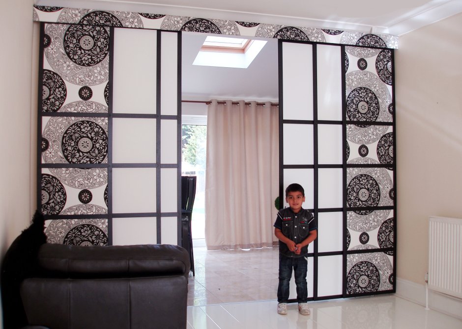 Японские шторы для зонирования комнаты
