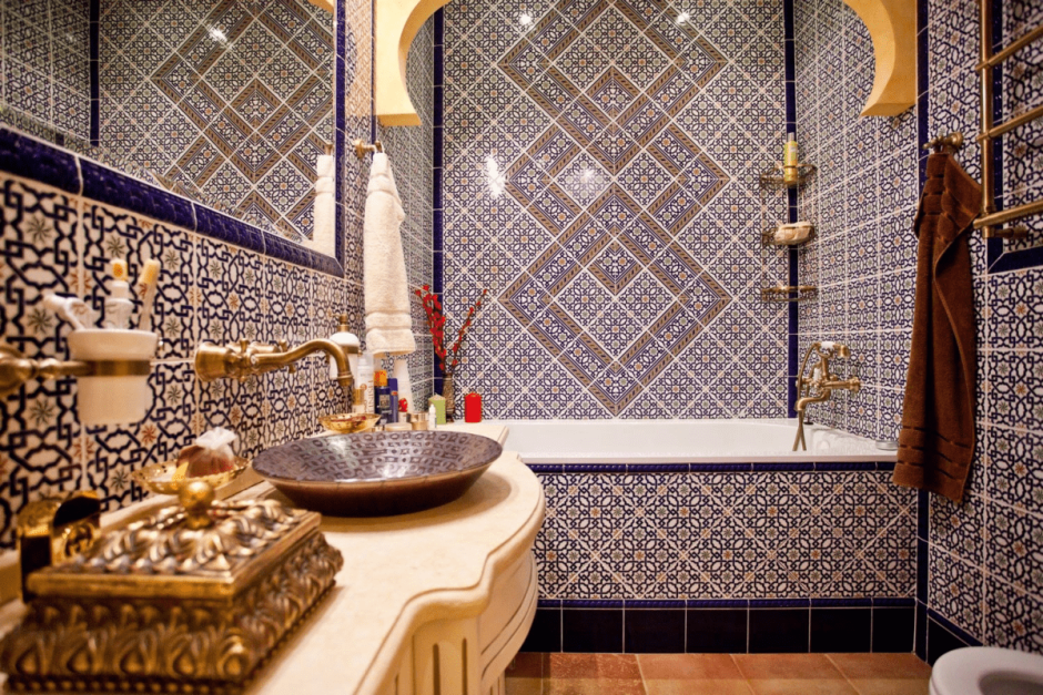 Ванная комната в марокканском ст