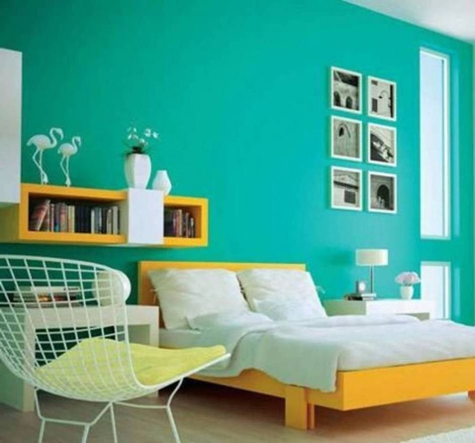 Покраска комнаты в 2 цвета