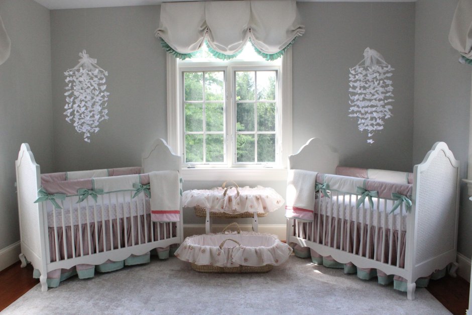 Спальня для новорожденной двойни