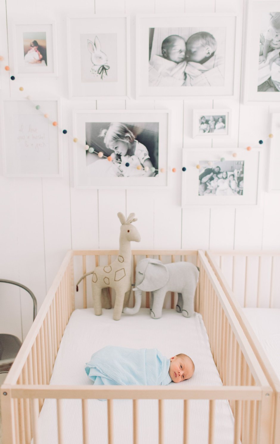 Декор в кроватку для новорожденных двойняшек мальчикам