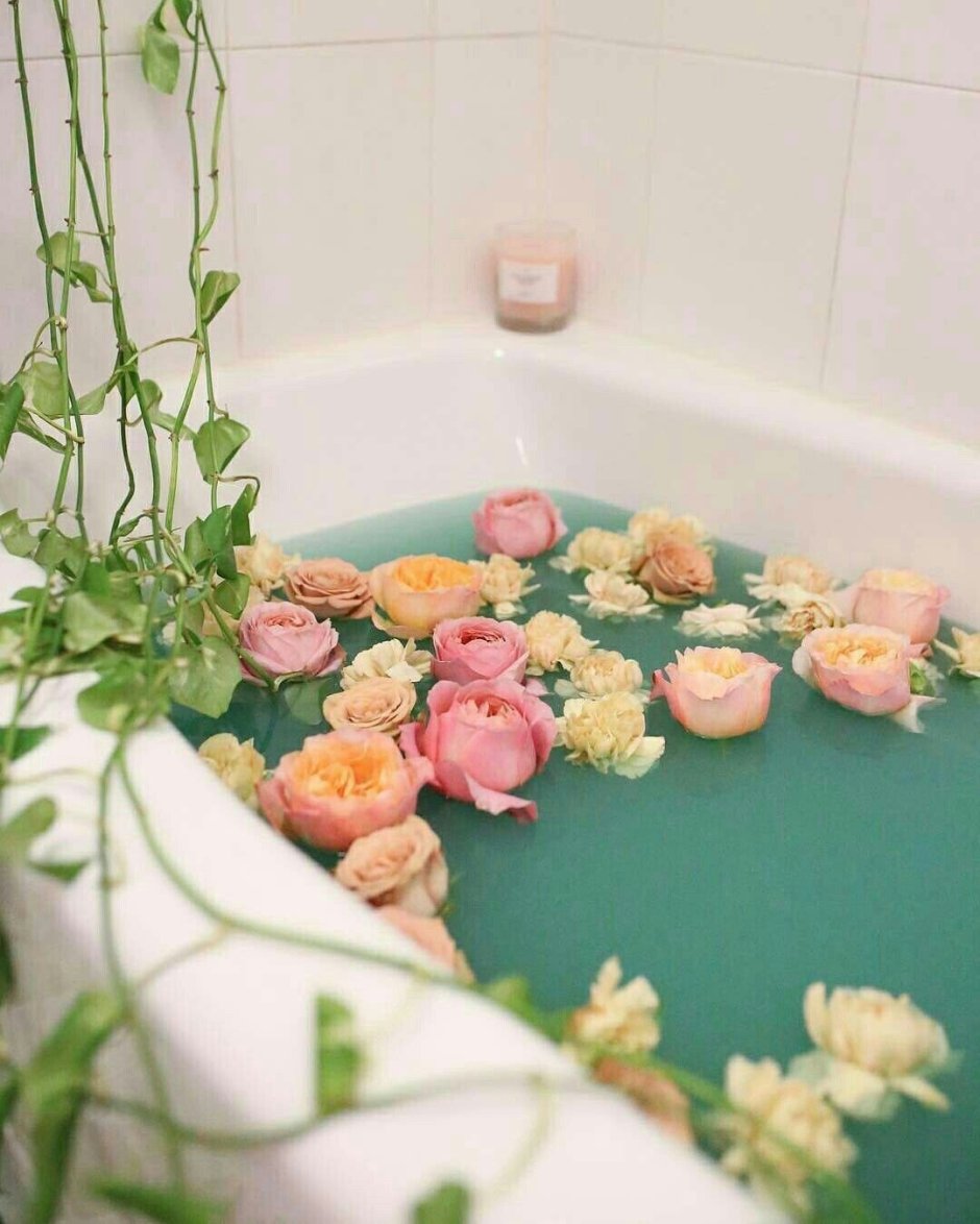 Цветы в ванне