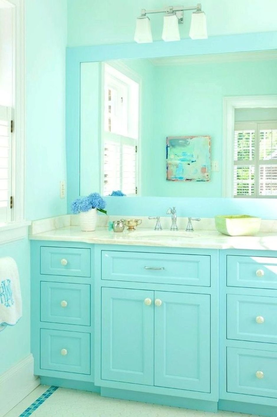 Мебель в ванную бирюзового цвета