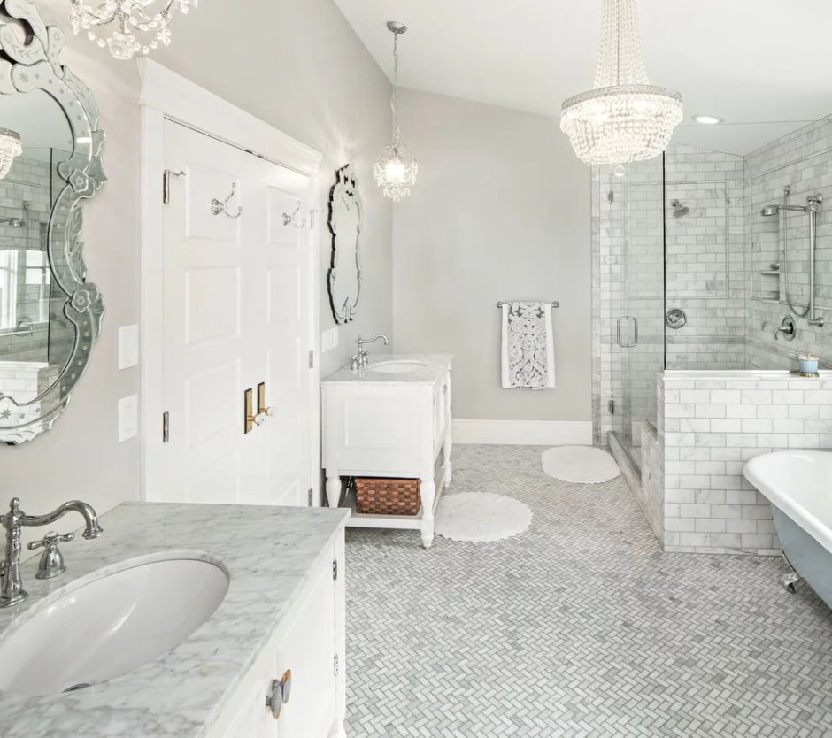 Белая ванная комната в современном стиле