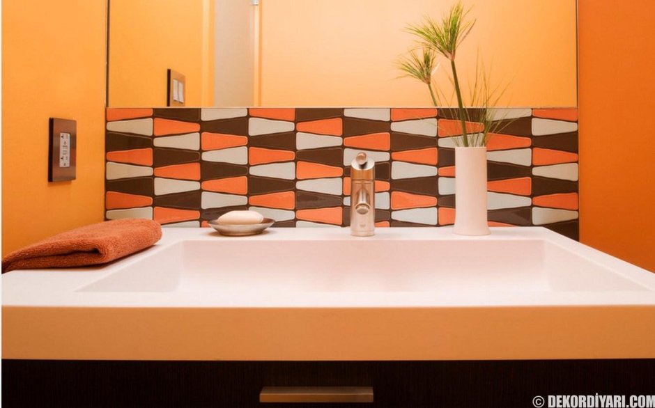 Плитка в ванную комнату оранжевая