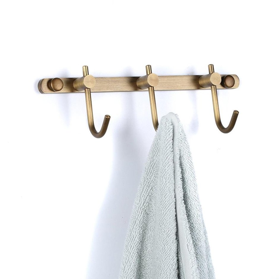 Крючки для халатов в ванную