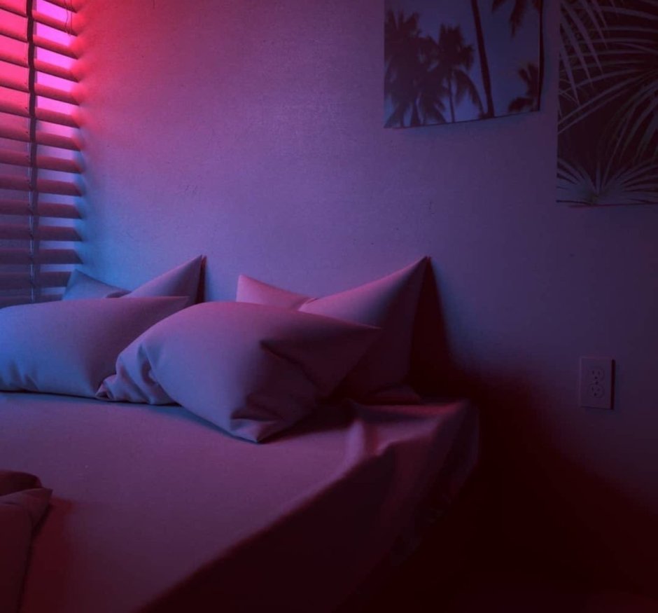 Ночная комната с кроватью