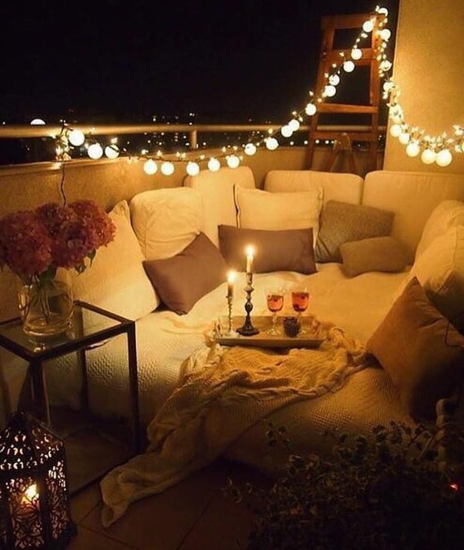 Романтический ужин на балконе