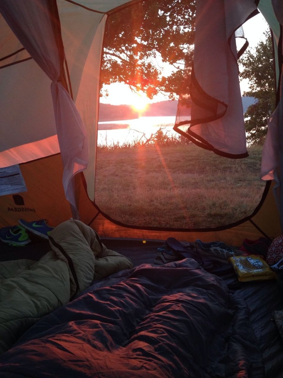 Романтика в палатке