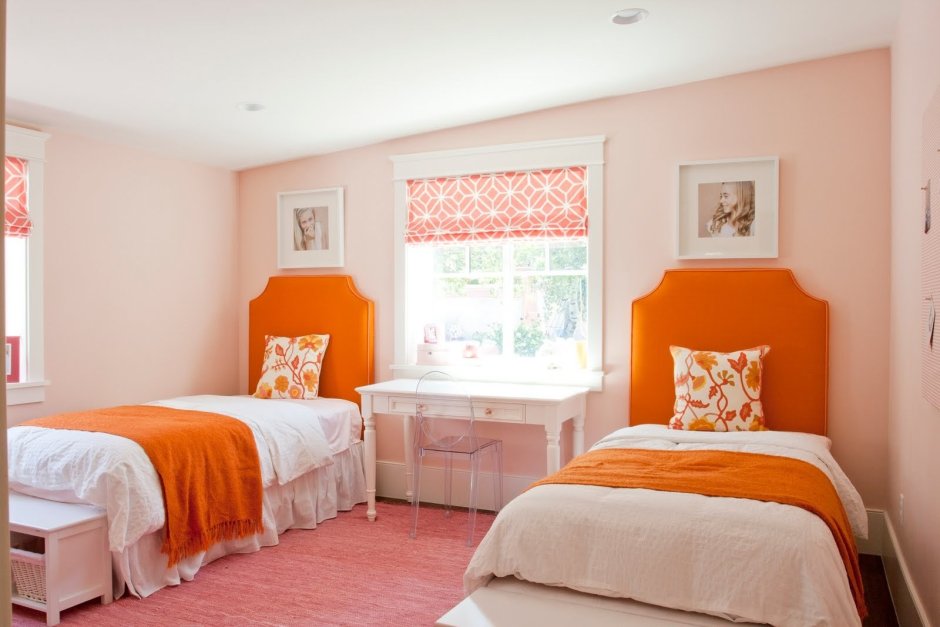 Цвет стен персик в маленькую спальню