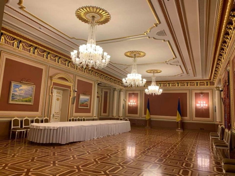 Помпейский зал Мариинского дворца в Петербурге
