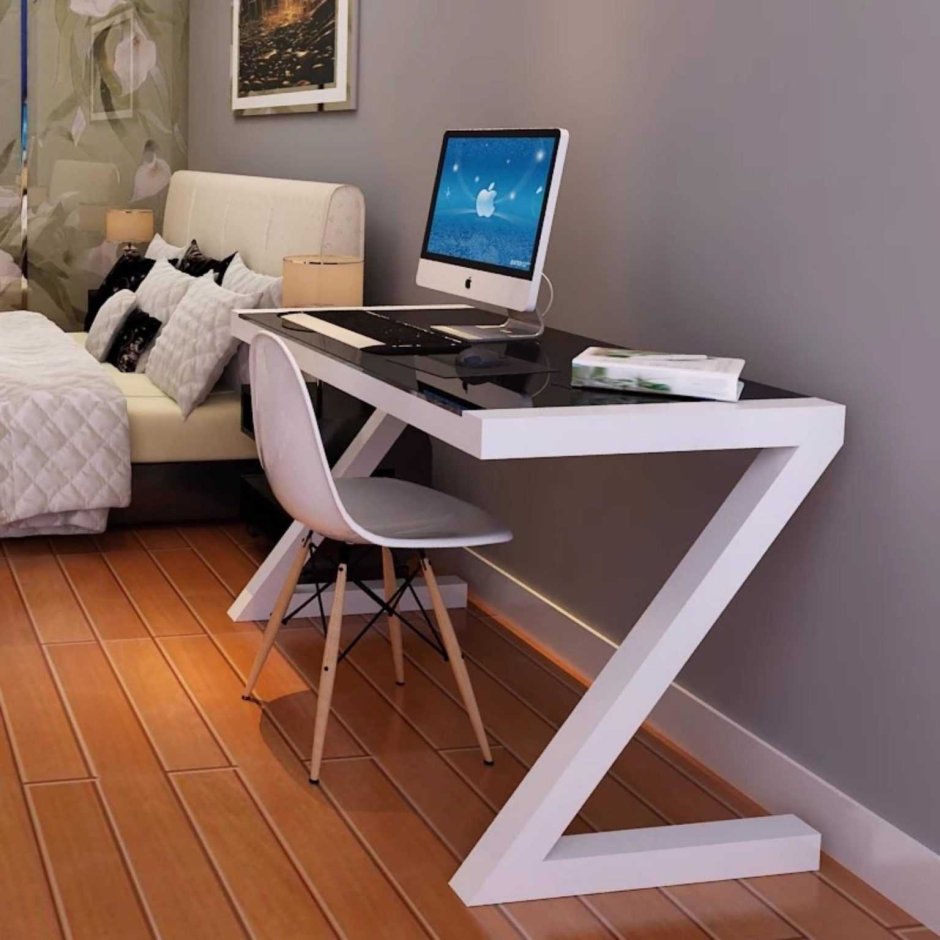 Стол для ноутбука дизайнерский