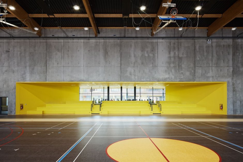 Menzi Bürgler Architekten новый спортивный зал