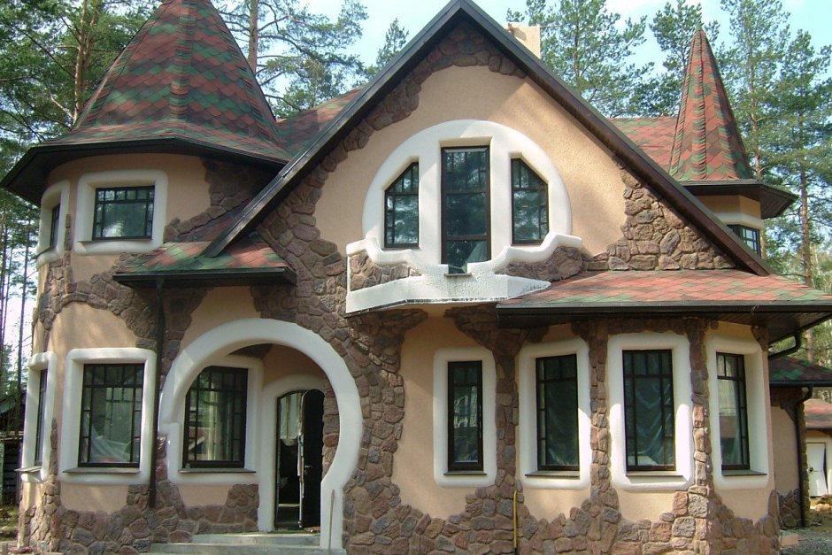 Комбинированный фасад планкен и камень