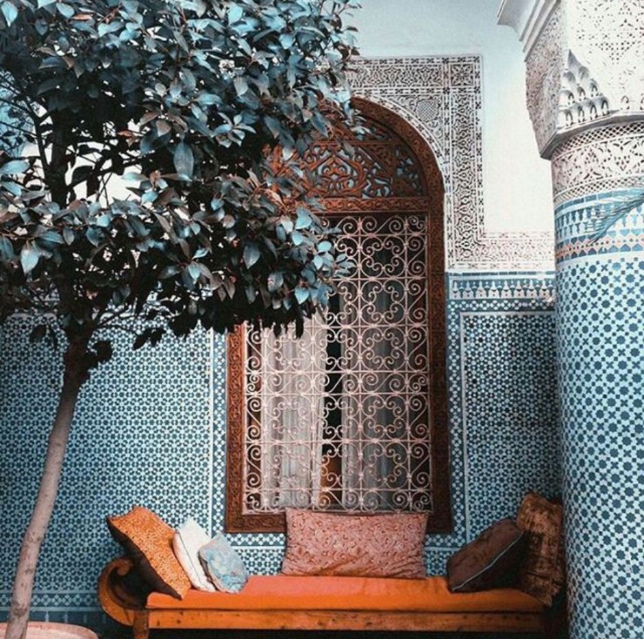 Кровать в марокканском стиле