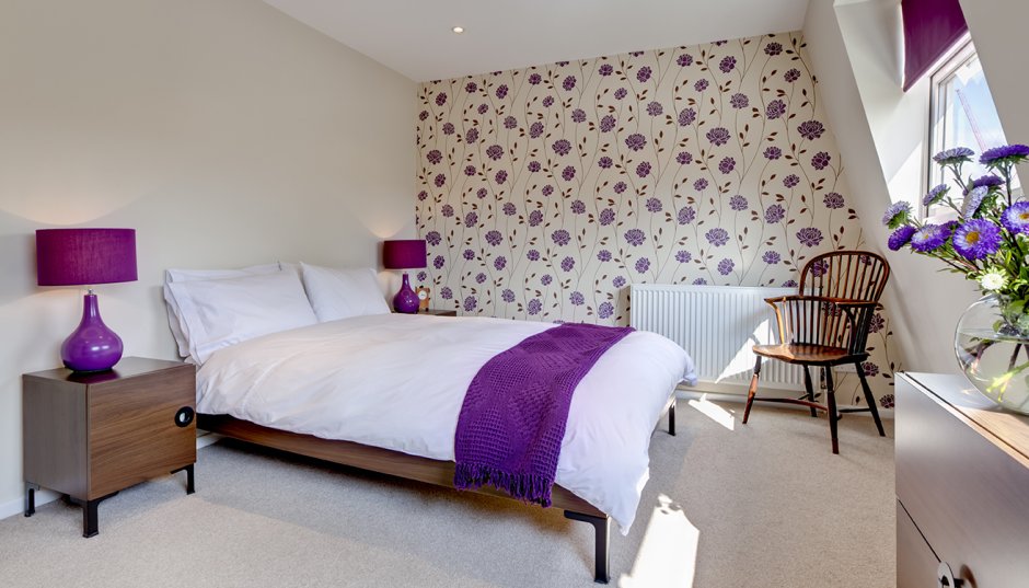 Несколько обоев в одной комнате