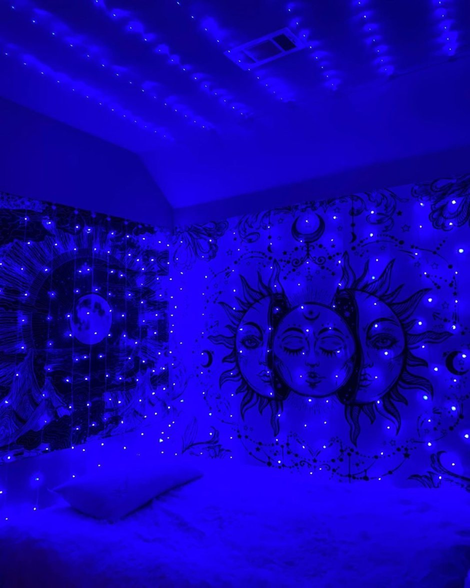 Комната с синим светом для девочки