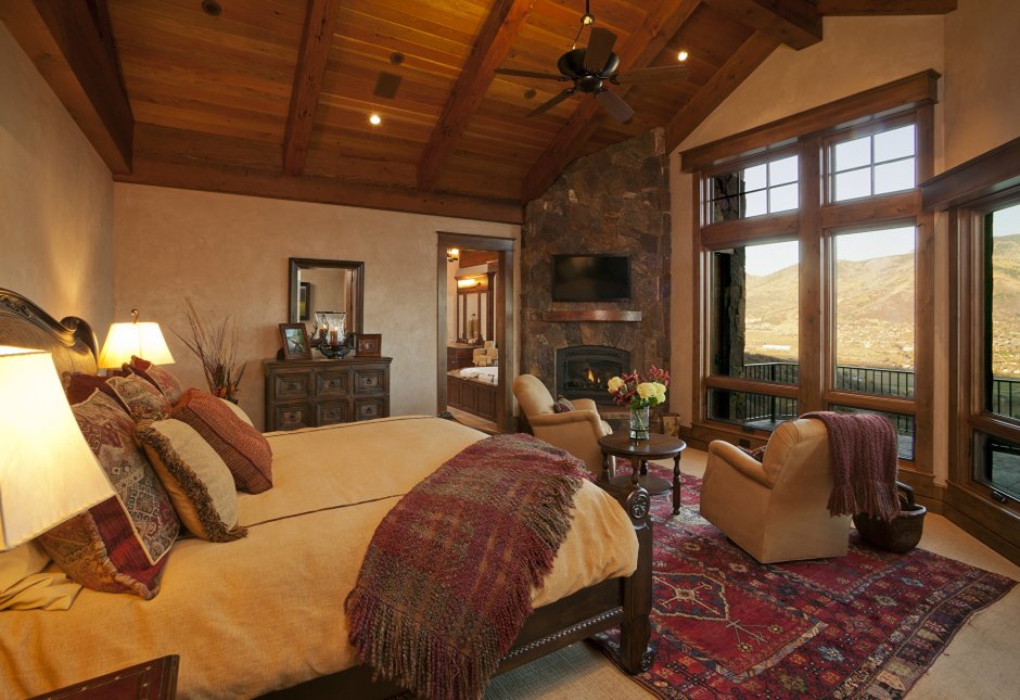 Красивая уютная спальня