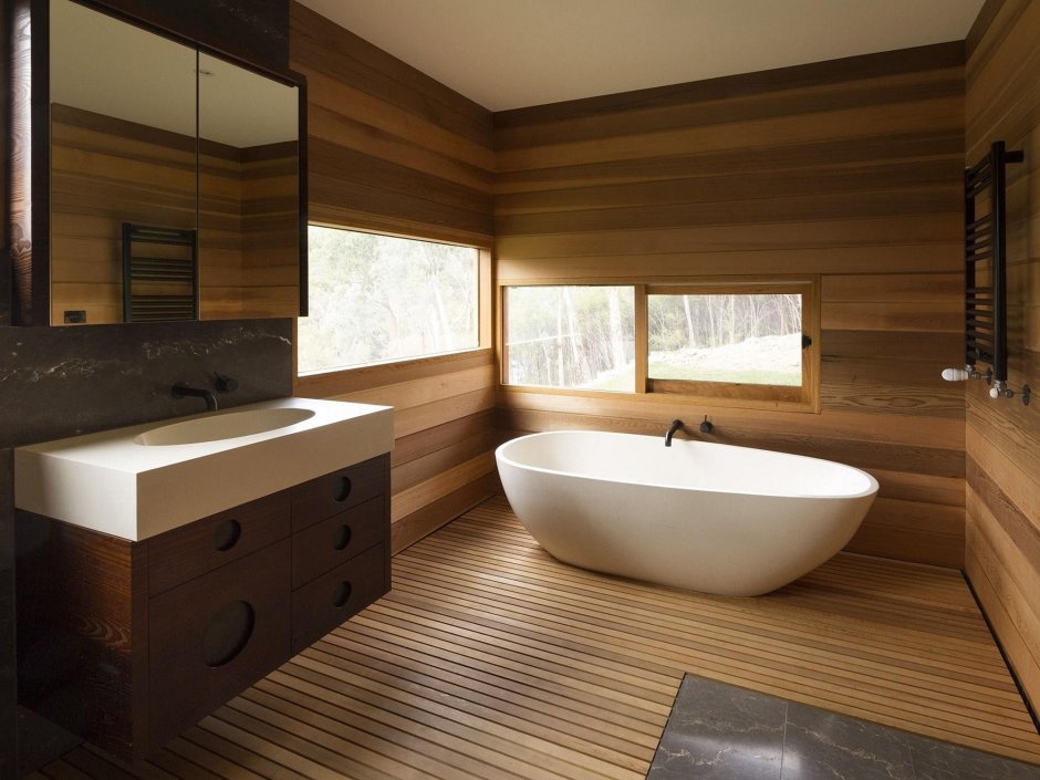 Деревянная ванная комната