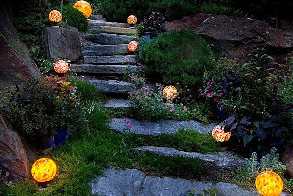 Декоративное освещение садовых дорожек