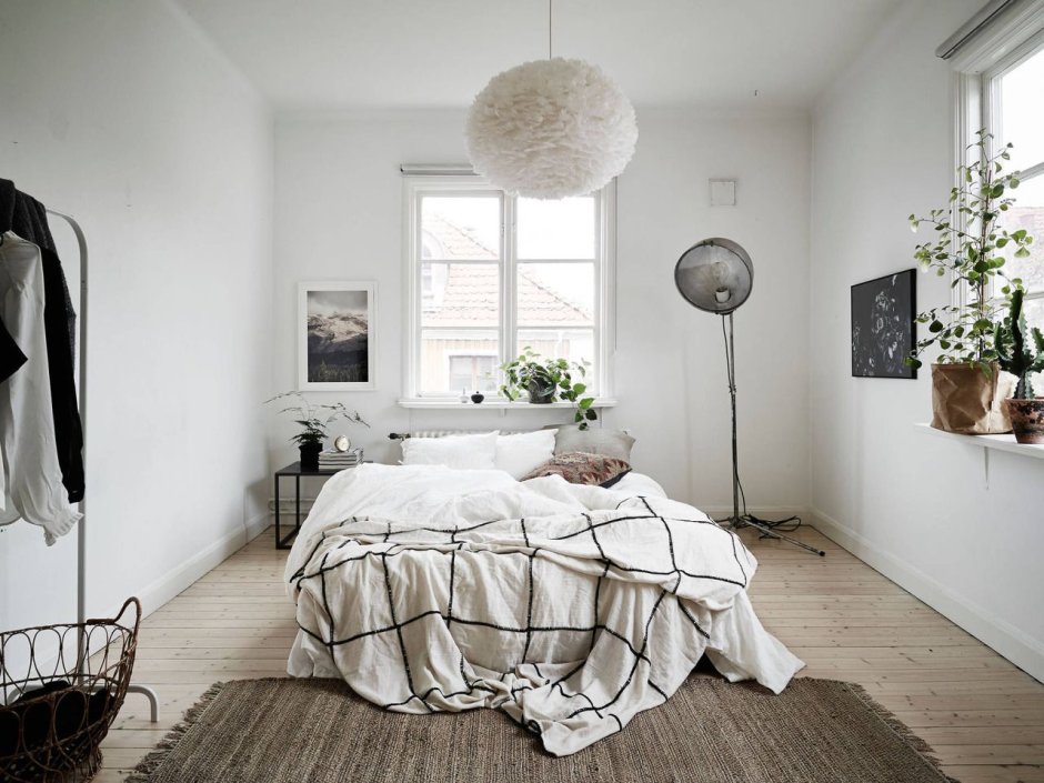 Люстра в скандинавском стиле в спальню