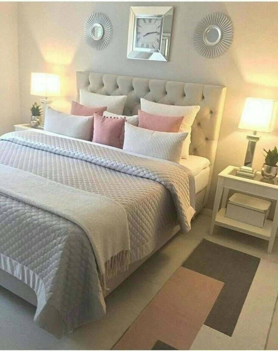 Уютная спальня для пары