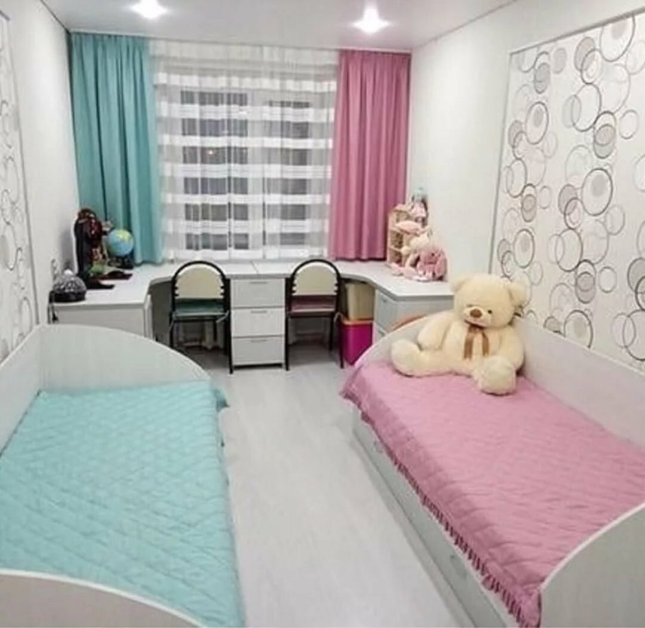 Детская комната для двойняшек мальчика и девочки
