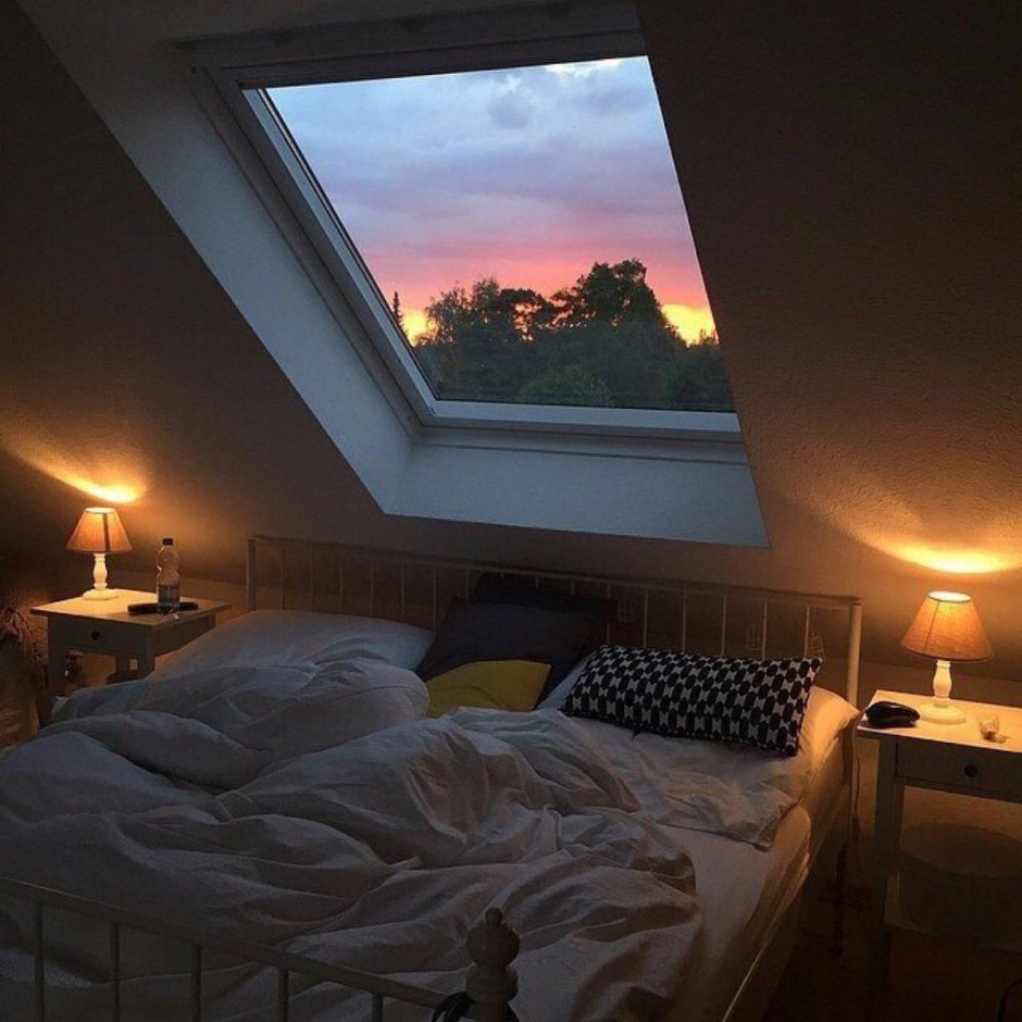 Комната в темноте