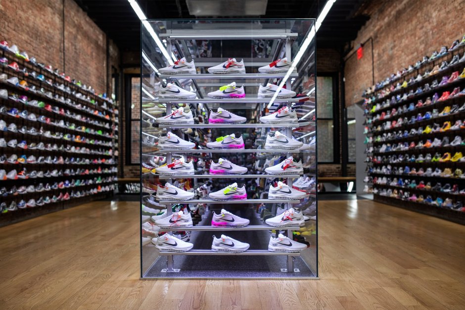 Jordan Sneakers магазины