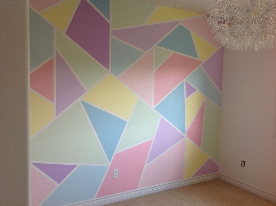 Многоцветная покраска стен