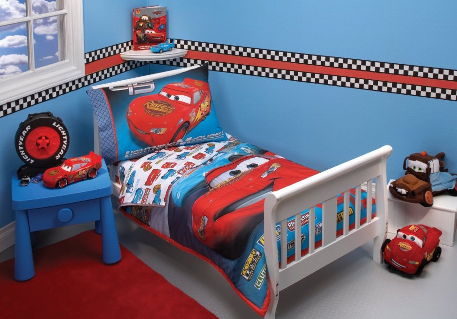 Детская комната для мальчика Тачки