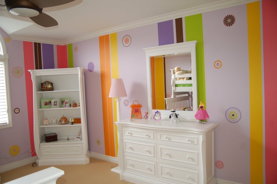 Детская комната цвет стен