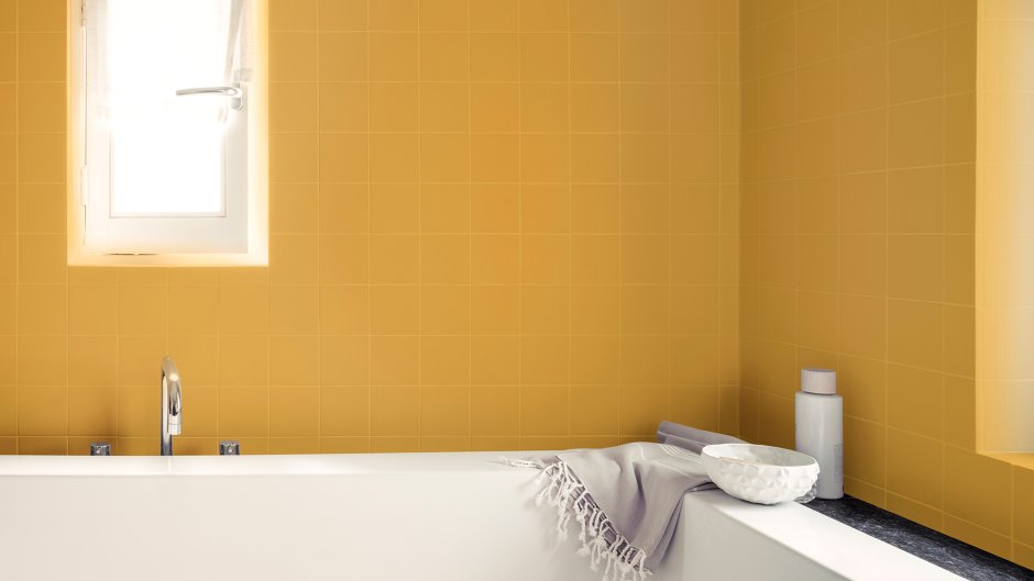 Крашеный потолок в ванной
