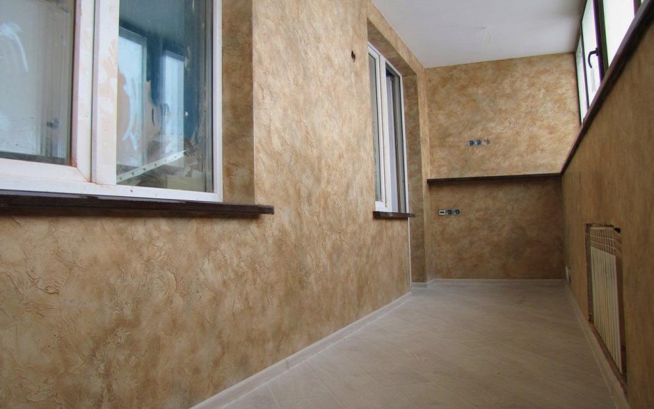 Отделка балкона