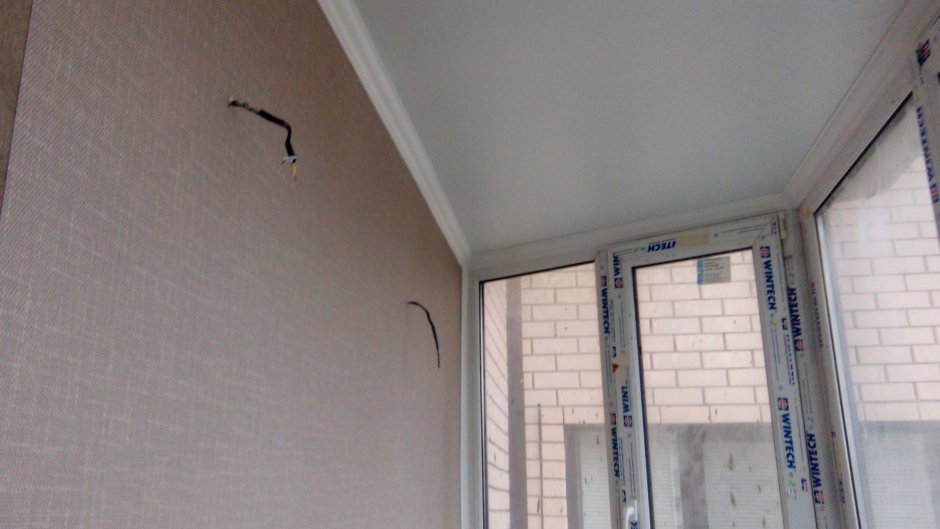 Декоративная штукатурка на балконе