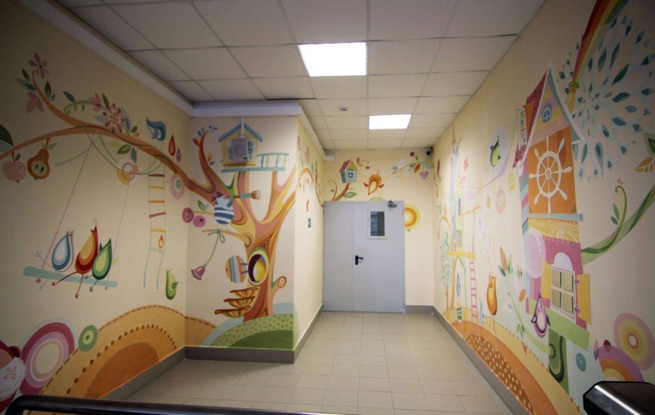 Разрисовать стены в детском саду