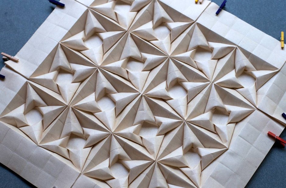 Дизайнерское оригами из ткани