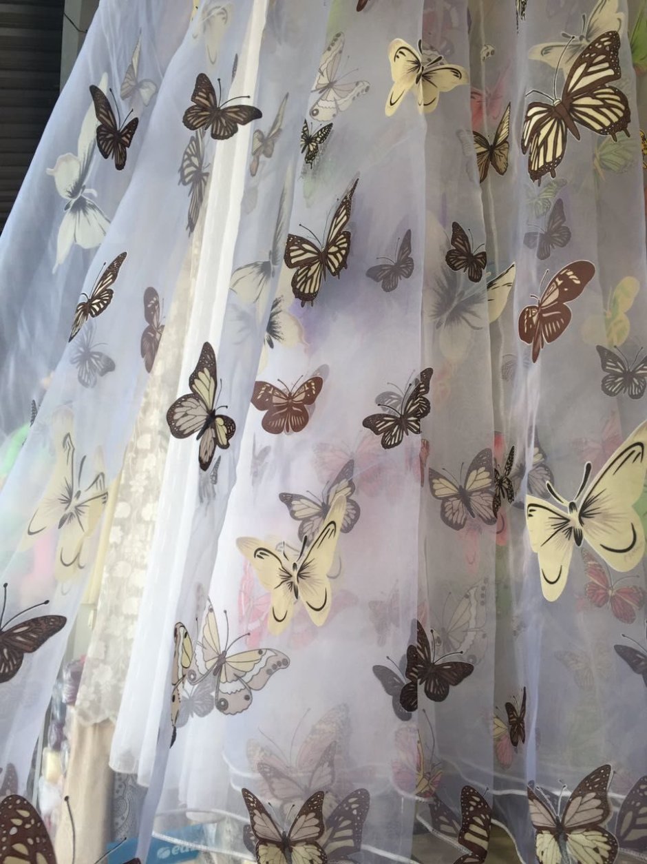 Тюль с бабочками в интерьере (56 фото)