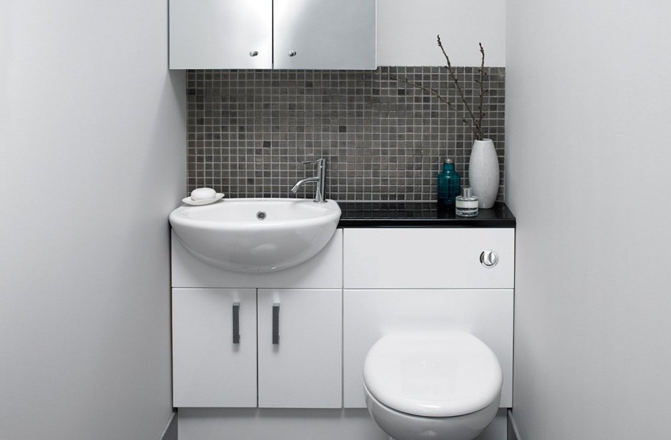 Гостевой туалет с раковиной