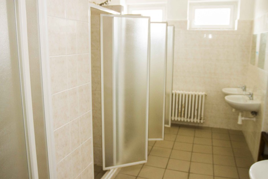 Душевая и туалет в общежитии