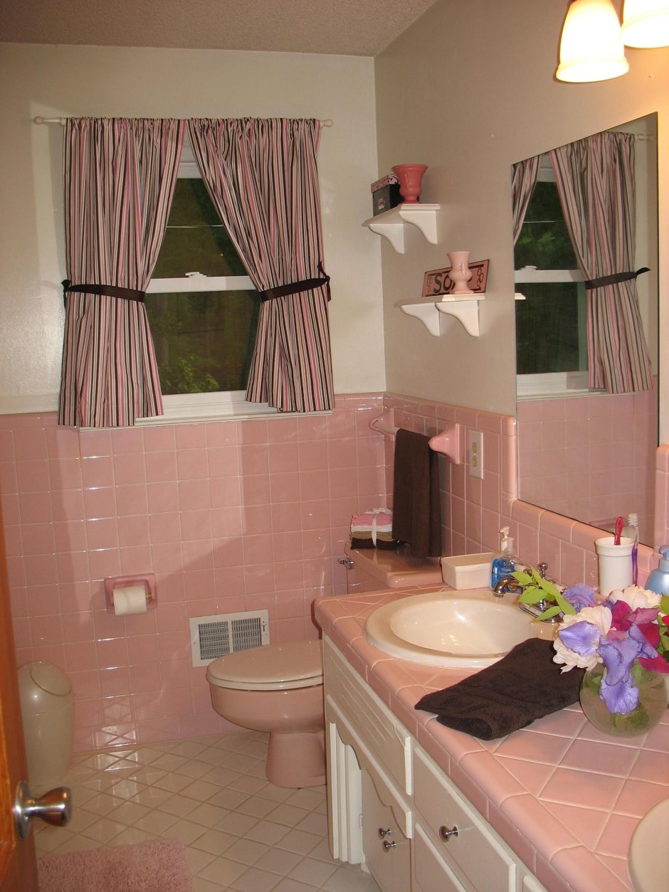Бежево розовая ванная комната