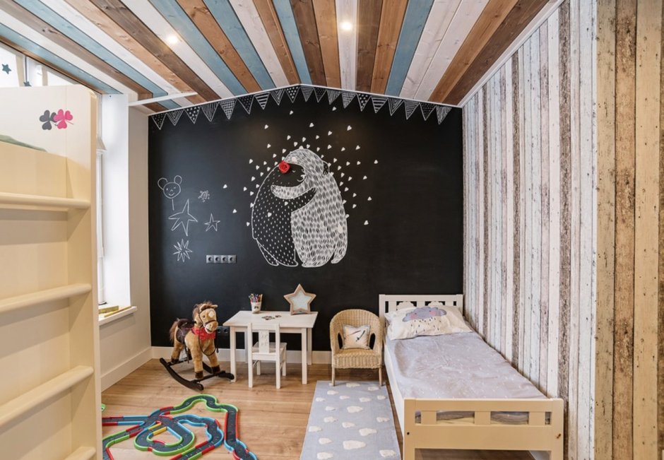 Потолок в скандинавском стиле в детской комнате