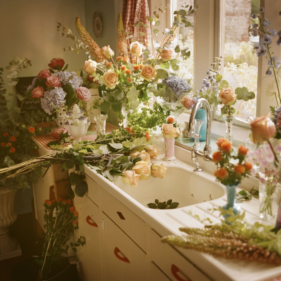 Ванная комната с цветами Эстетика